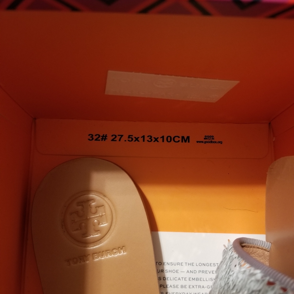 Toryburch - Picture 6 of 6